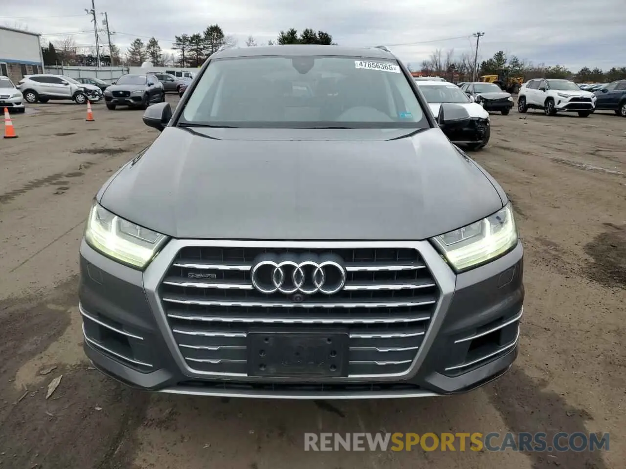5 Photograph of a damaged car WA1LAAF7XKD013901 AUDI Q7 2019
