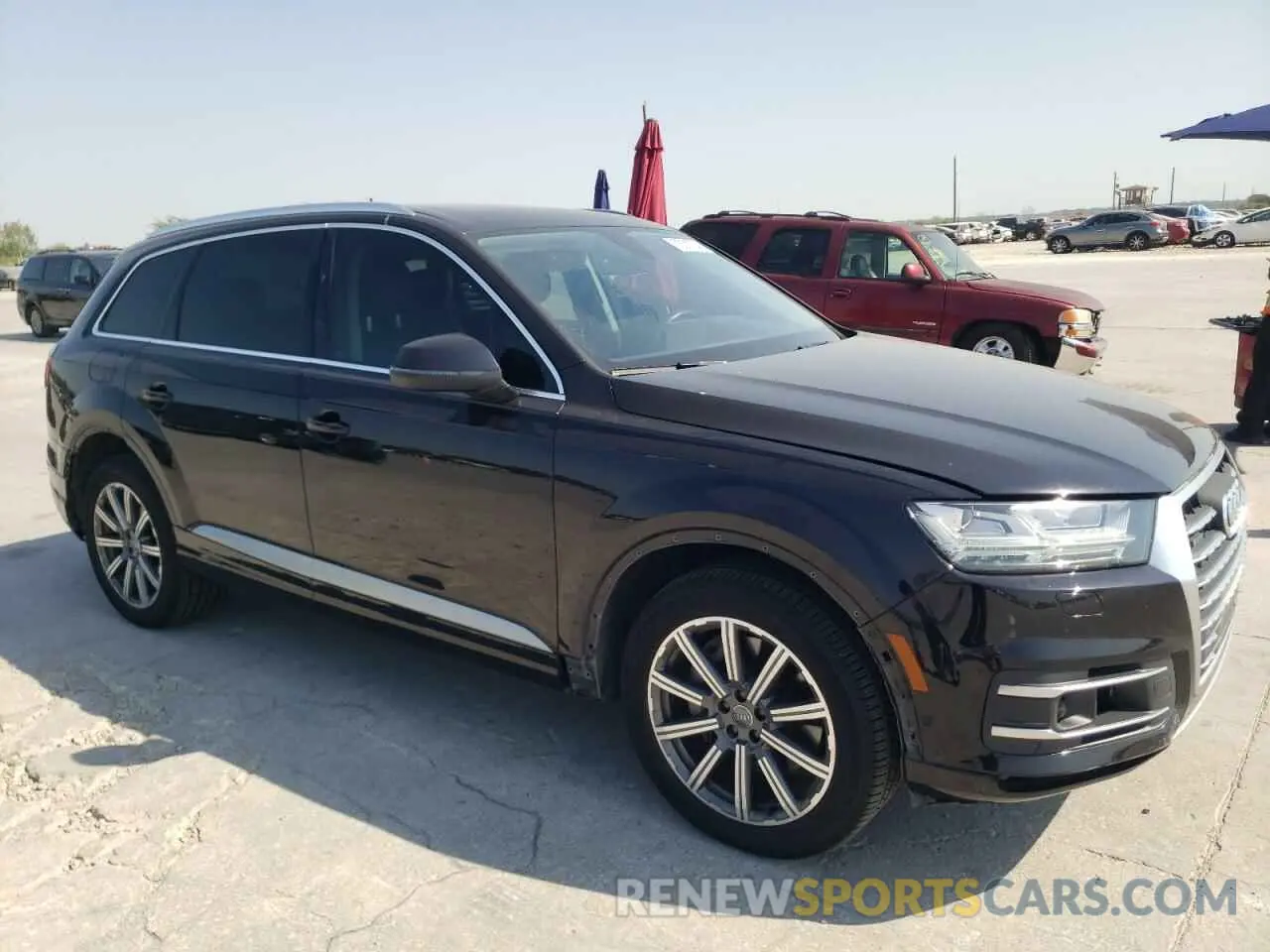 4 Photograph of a damaged car WA1LAAF7XKD016720 AUDI Q7 2019