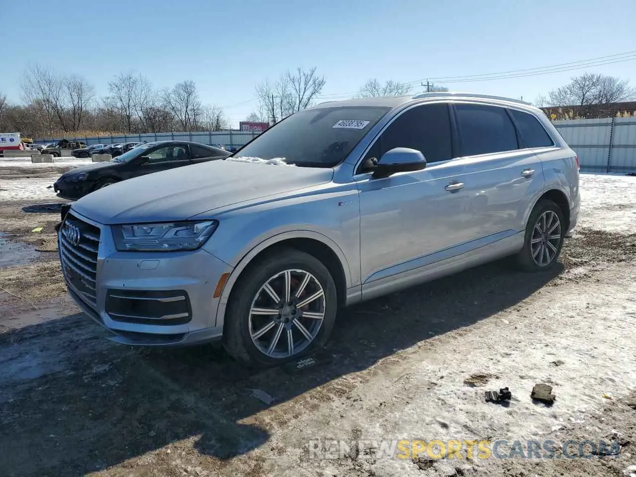 1 Photograph of a damaged car WA1LAAF7XKD022369 AUDI Q7 2019