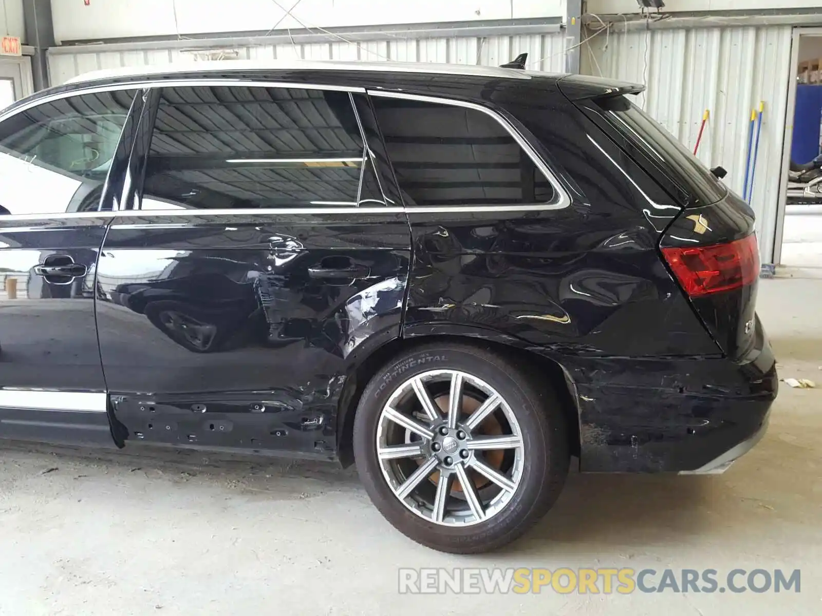 9 Photograph of a damaged car WA1LAAF7XKD033680 AUDI Q7 2019