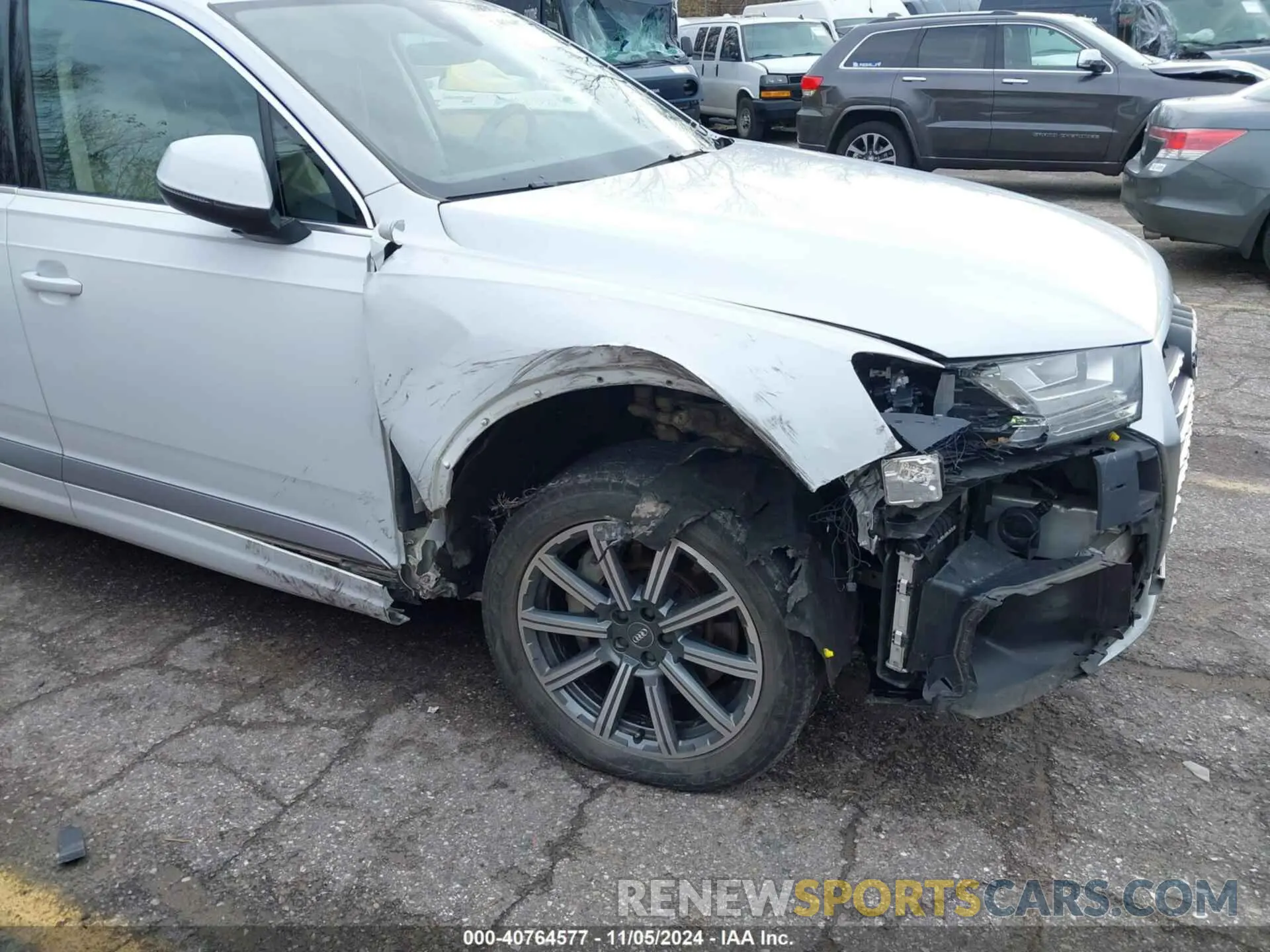 6 Photograph of a damaged car WA1LABF76KD030037 AUDI Q7 2019