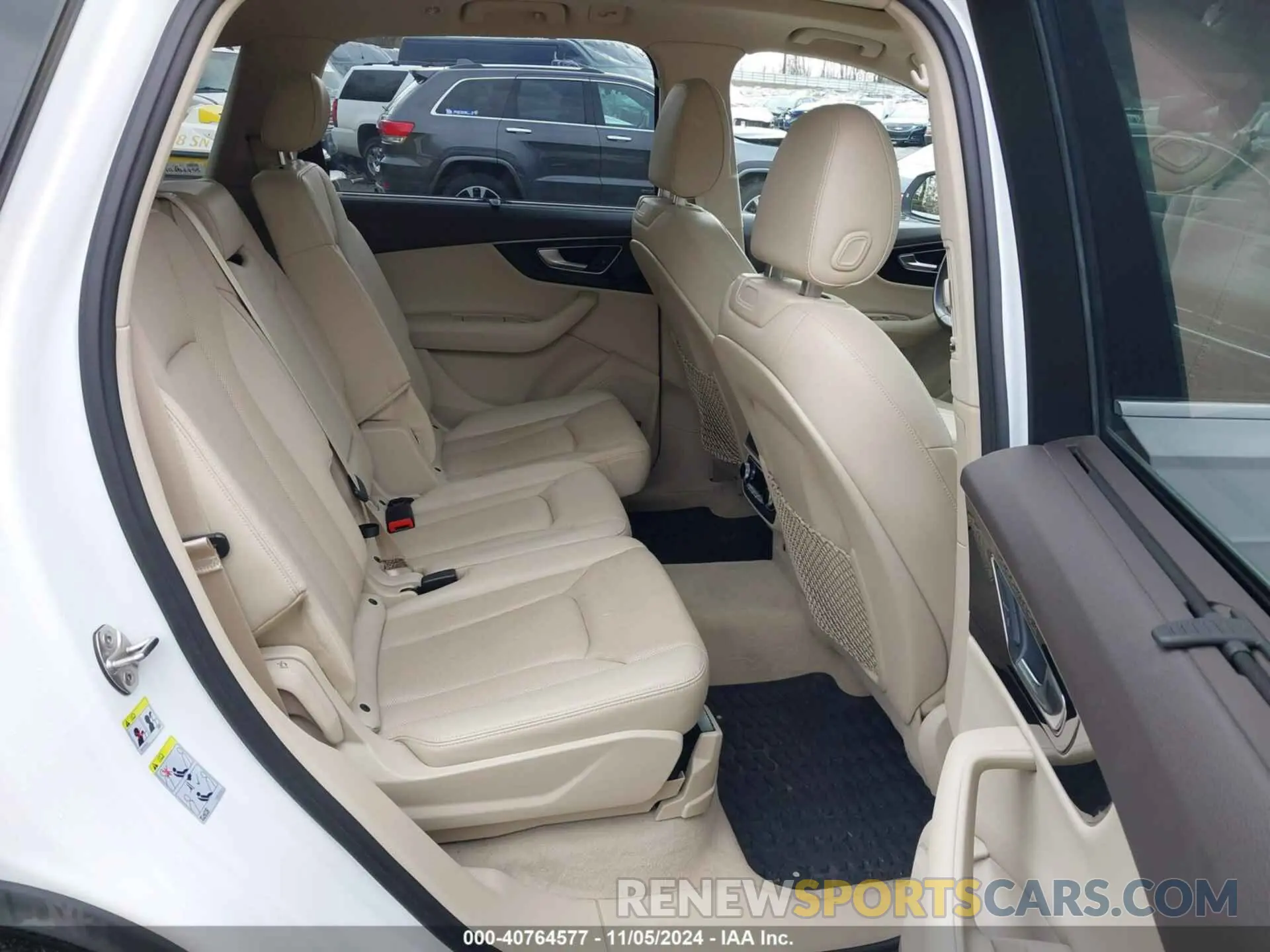 8 Photograph of a damaged car WA1LABF76KD030037 AUDI Q7 2019