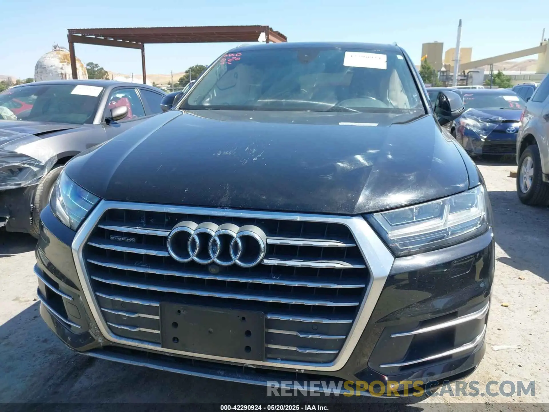 13 Photograph of a damaged car WA1LHAF70KD018858 AUDI Q7 2019
