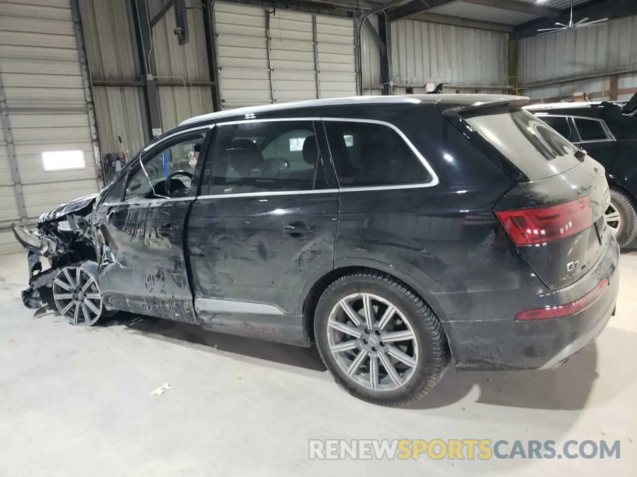 2 Photograph of a damaged car WA1LHAF70KD043713 AUDI Q7 2019