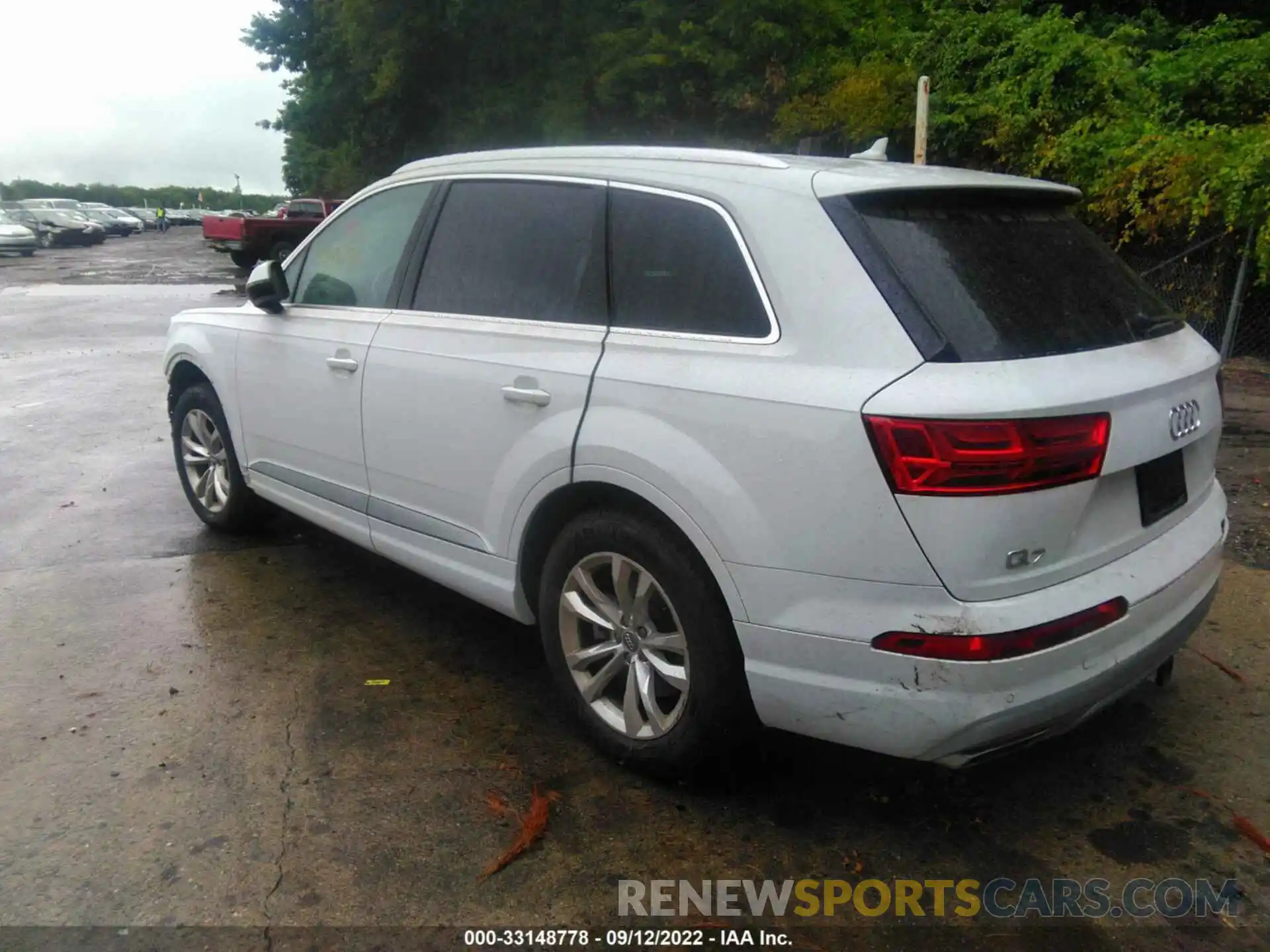 3 Photograph of a damaged car WA1LHAF71KD018982 AUDI Q7 2019