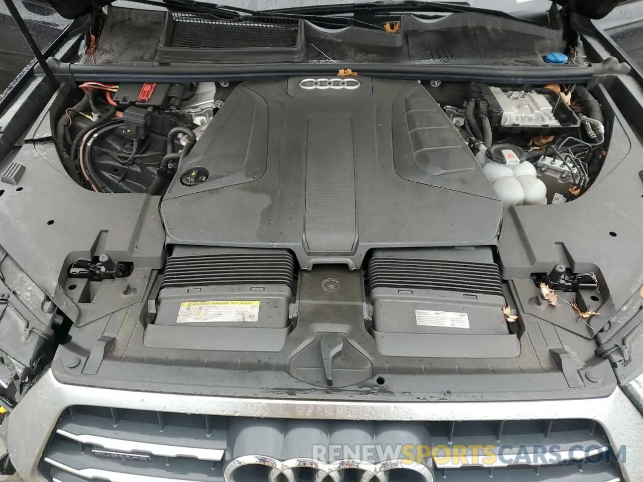 12 Photograph of a damaged car WA1LHAF71KD023633 AUDI Q7 2019
