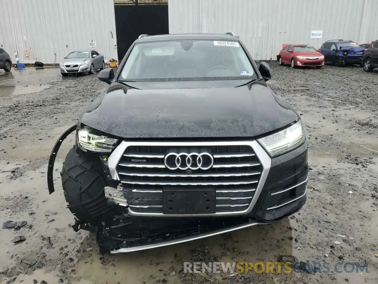 5 Photograph of a damaged car WA1LHAF71KD023633 AUDI Q7 2019