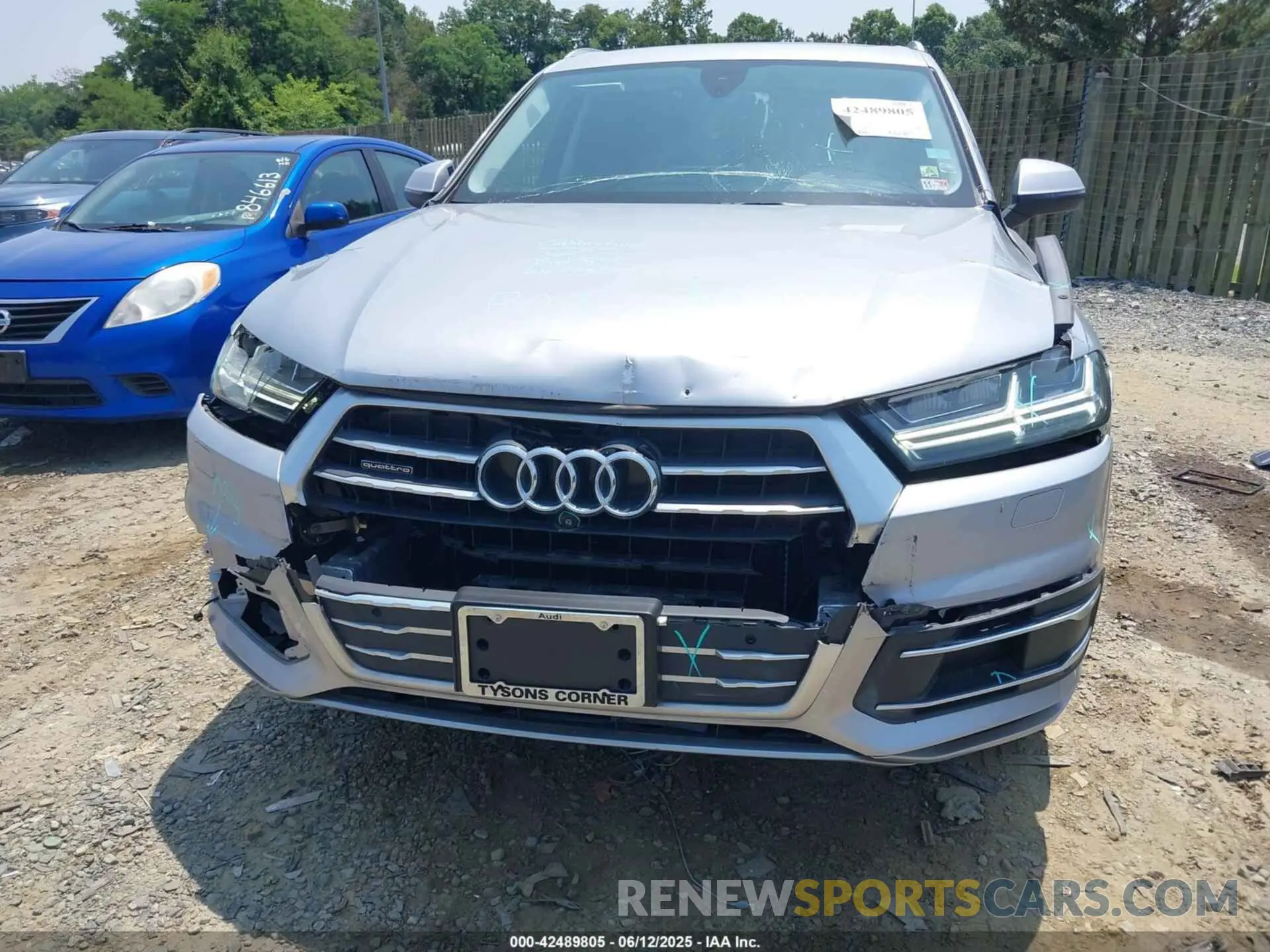 6 Photograph of a damaged car WA1LHAF71KD039668 AUDI Q7 2019