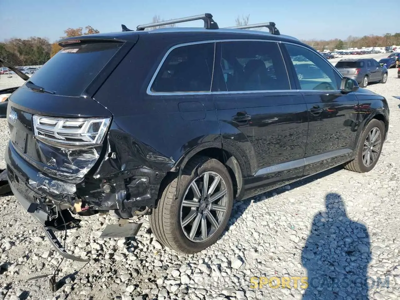 3 Photograph of a damaged car WA1LHAF71KD043557 AUDI Q7 2019