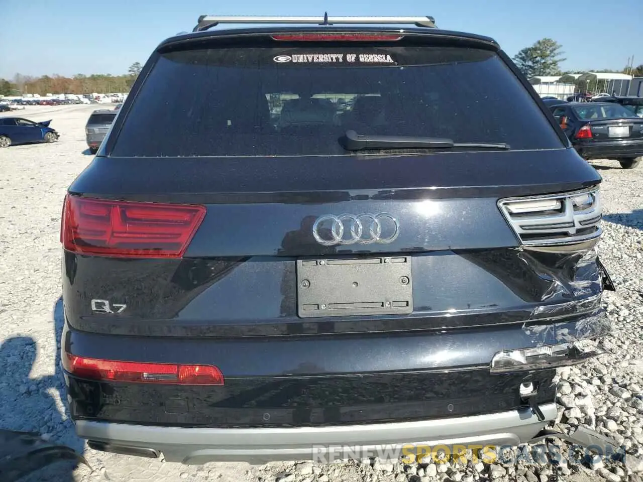 6 Photograph of a damaged car WA1LHAF71KD043557 AUDI Q7 2019