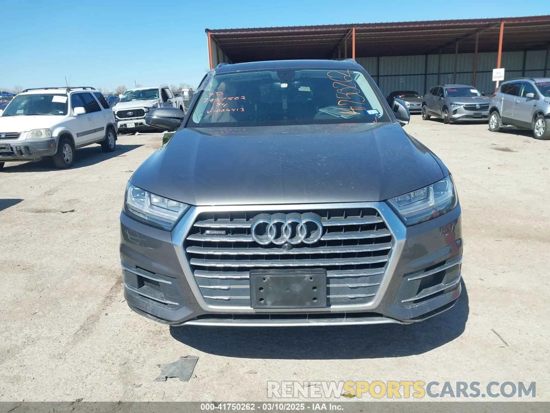 11 Photograph of a damaged car WA1LHAF72KD026413 AUDI Q7 2019