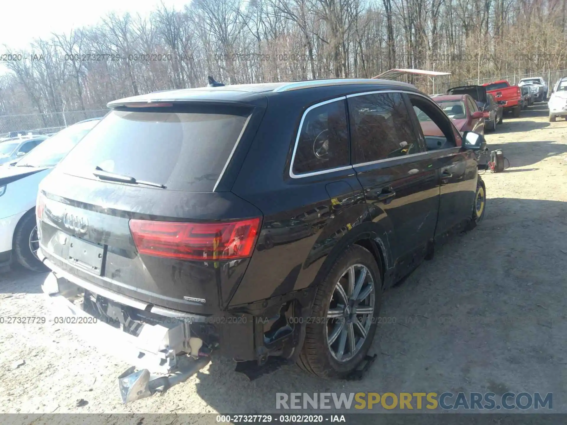 4 Photograph of a damaged car WA1LHAF72KD039551 AUDI Q7 2019