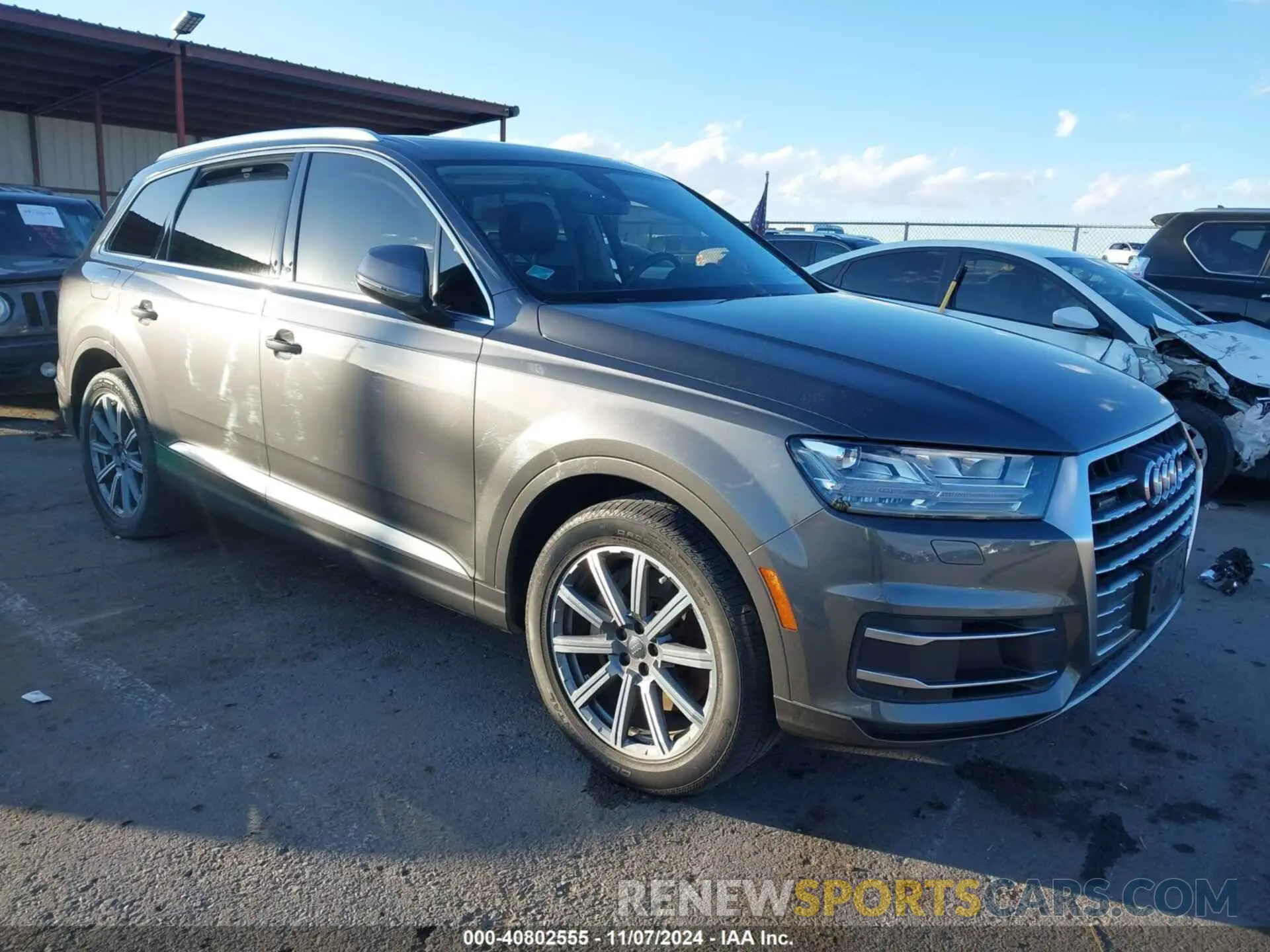 1 Photograph of a damaged car WA1LHAF73KD022807 AUDI Q7 2019