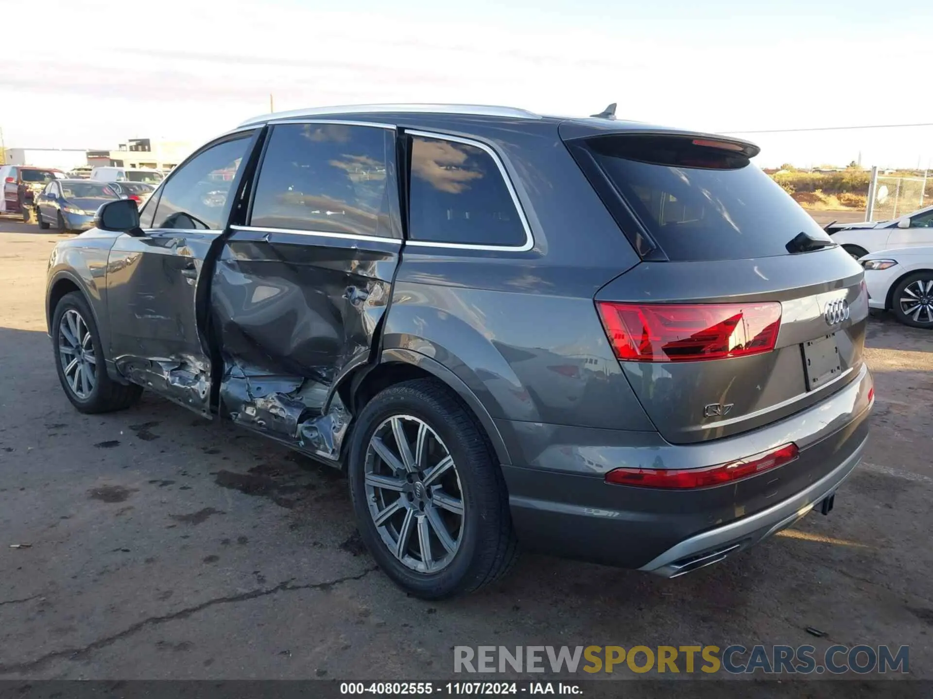 3 Photograph of a damaged car WA1LHAF73KD022807 AUDI Q7 2019