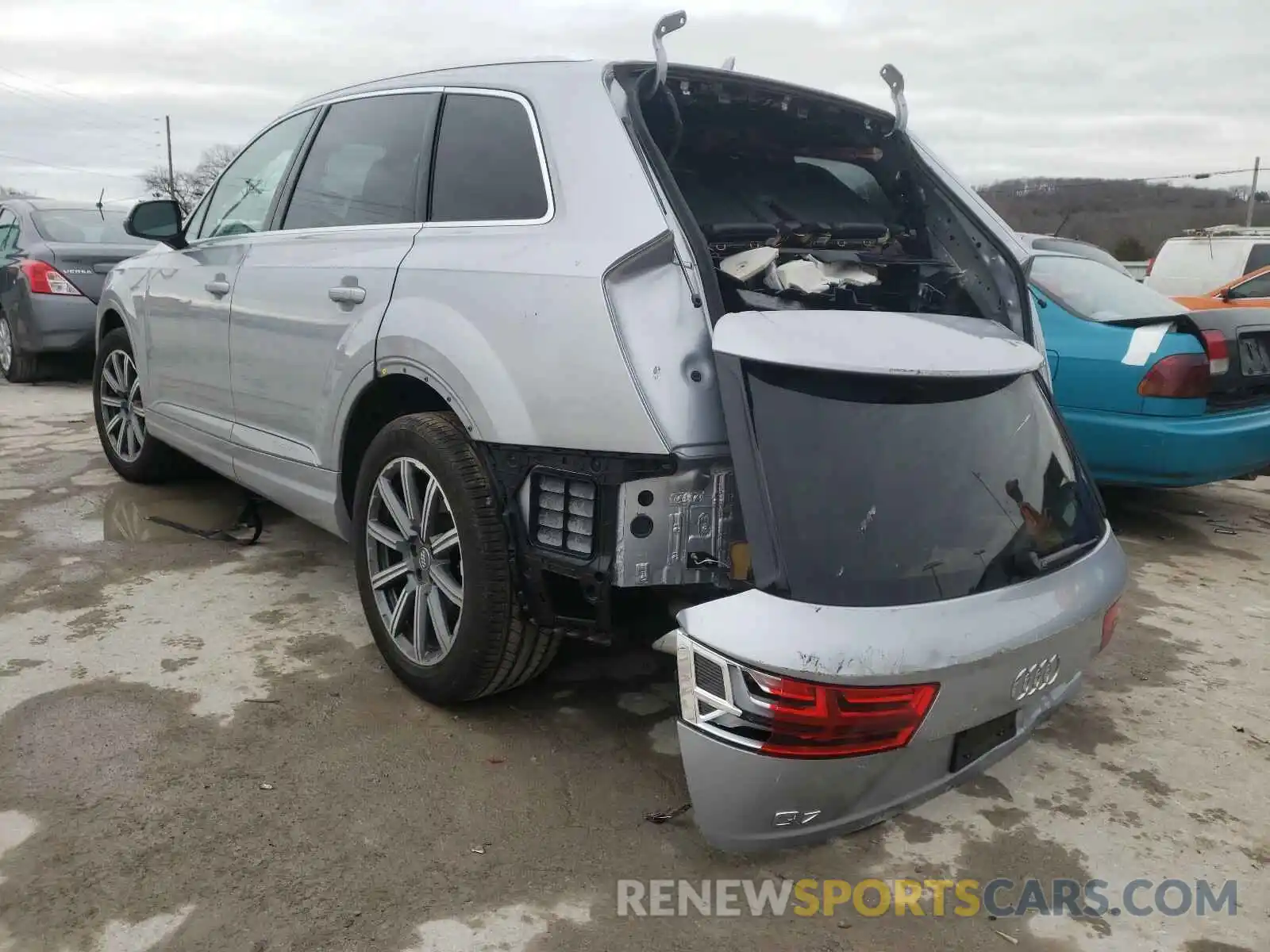 3 Photograph of a damaged car WA1LHAF73KD033645 AUDI Q7 2019