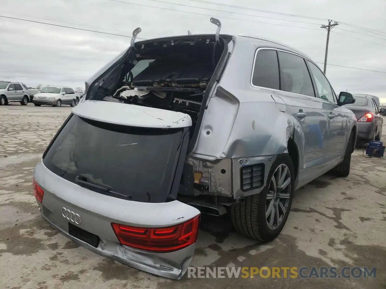 4 Photograph of a damaged car WA1LHAF73KD033645 AUDI Q7 2019