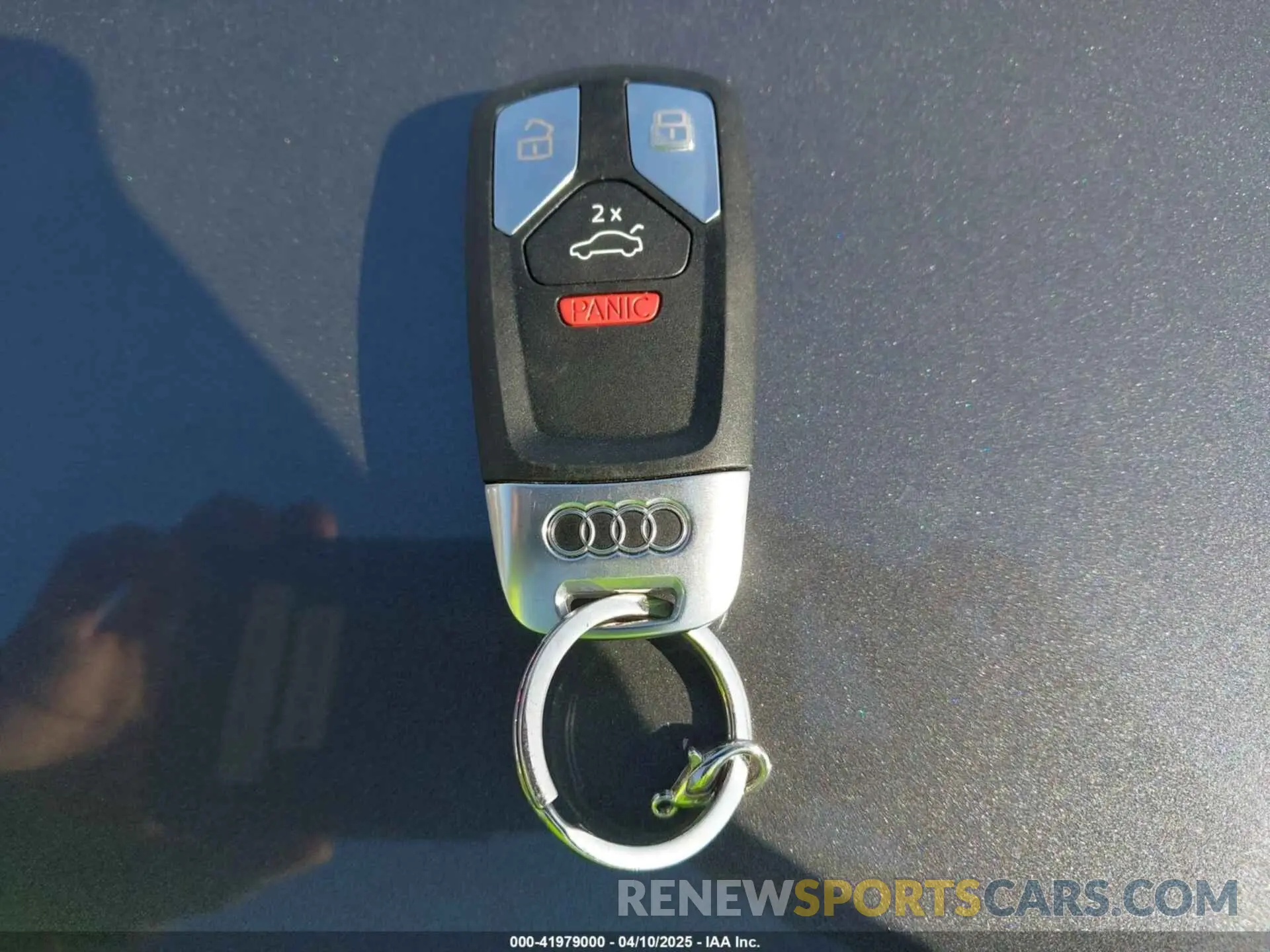 11 Photograph of a damaged car WA1LHAF73KD034634 AUDI Q7 2019