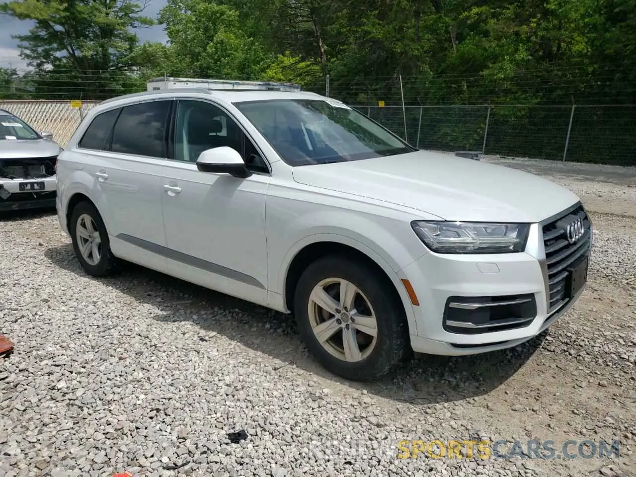 4 Photograph of a damaged car WA1LHAF73KD036495 AUDI Q7 2019