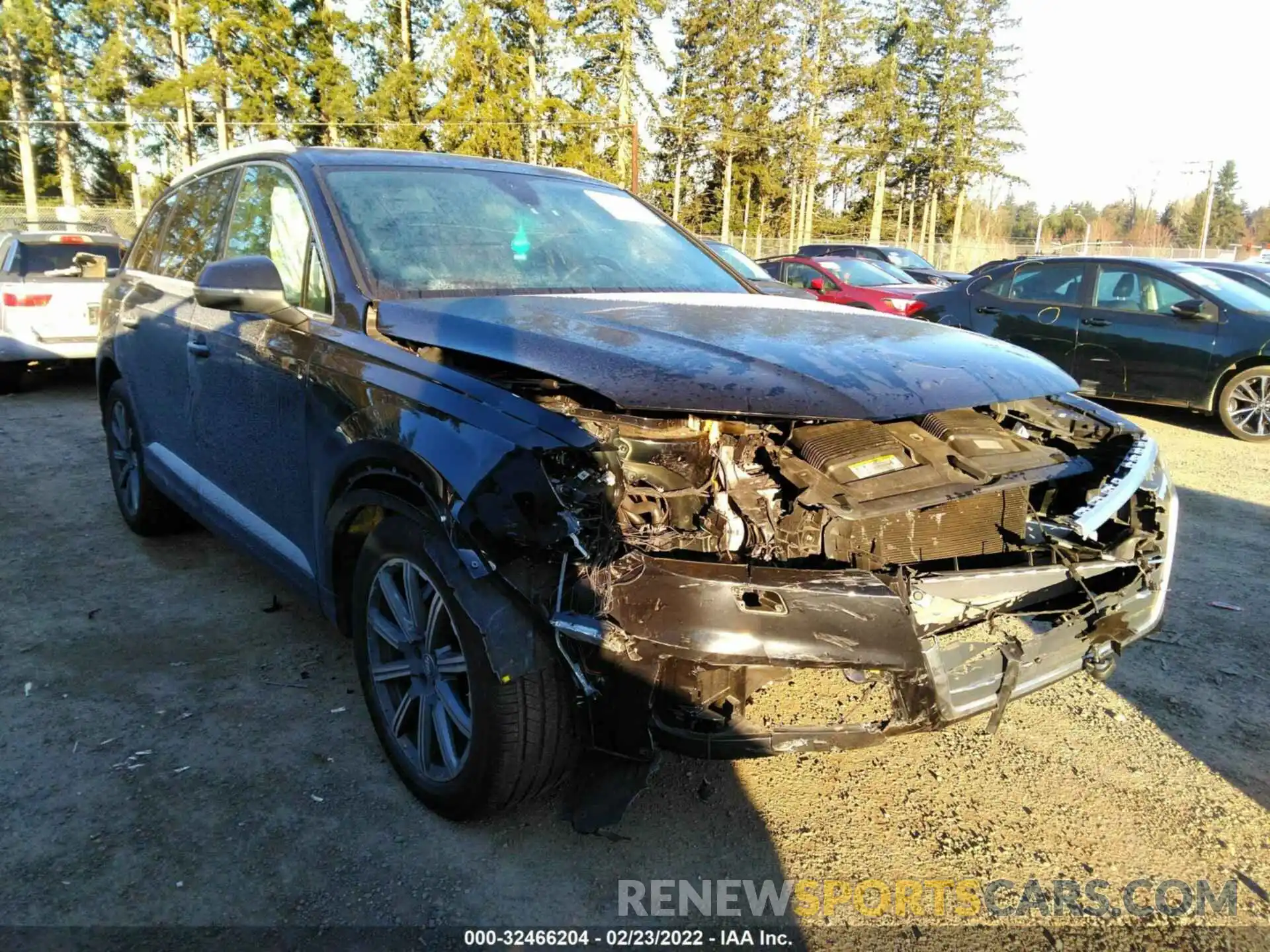 1 Photograph of a damaged car WA1LHAF73KD037985 AUDI Q7 2019