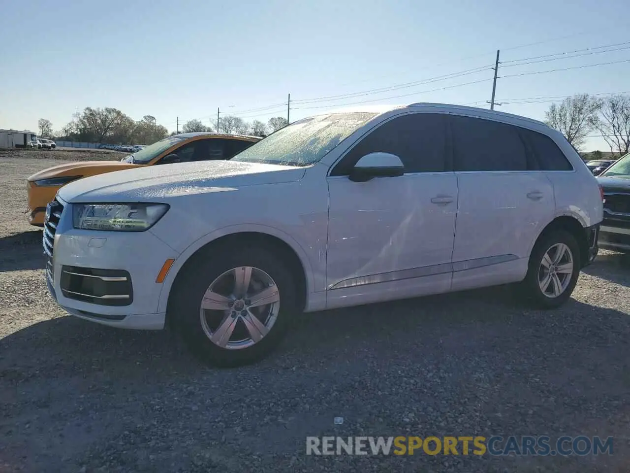 1 Photograph of a damaged car WA1LHAF74KD026218 AUDI Q7 2019