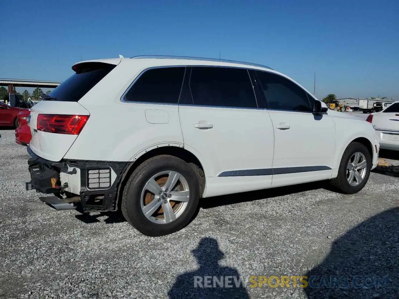 3 Photograph of a damaged car WA1LHAF74KD026218 AUDI Q7 2019