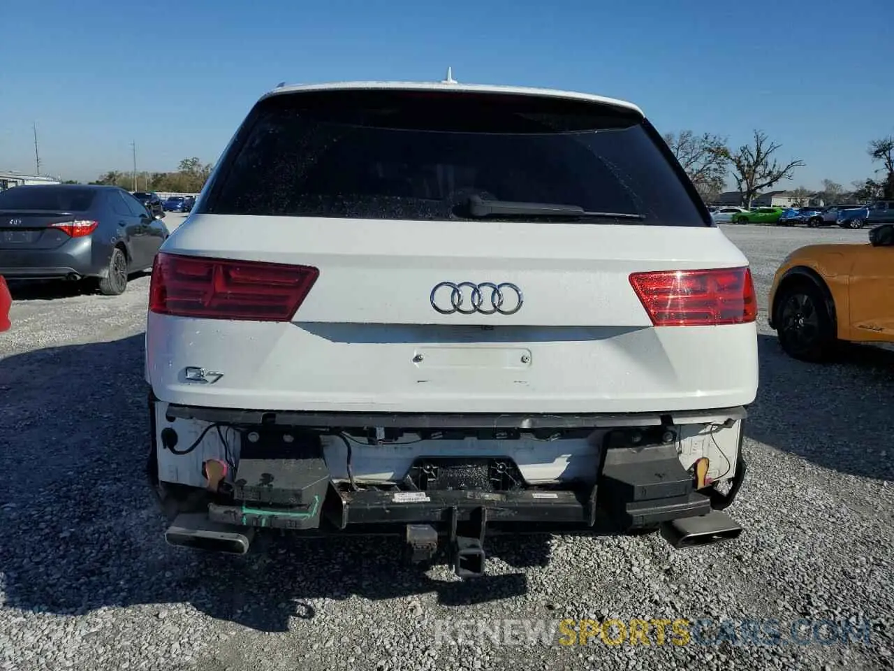 6 Photograph of a damaged car WA1LHAF74KD026218 AUDI Q7 2019