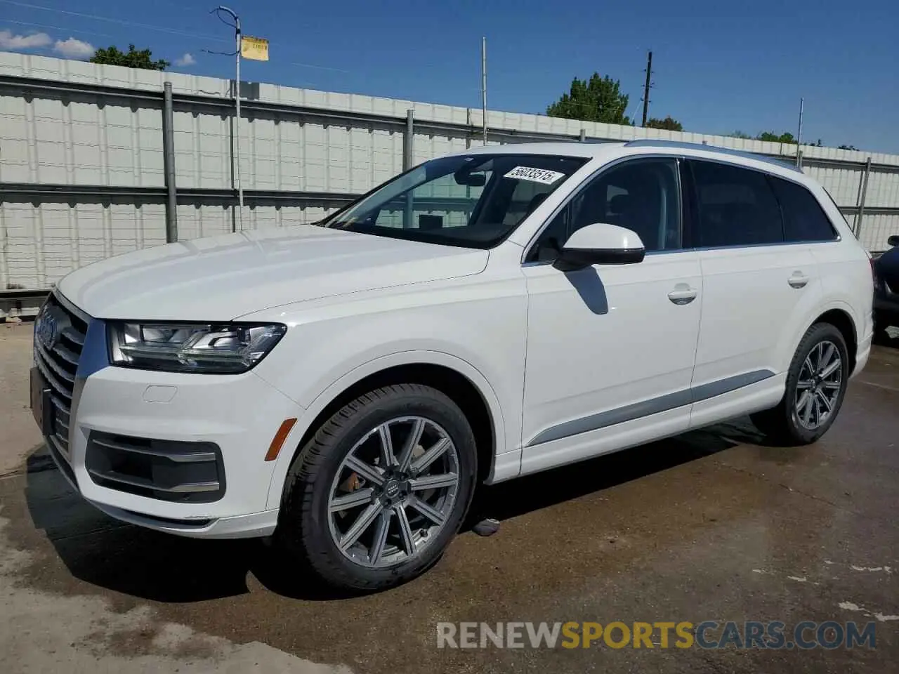 1 Photograph of a damaged car WA1LHAF75KD025255 AUDI Q7 2019