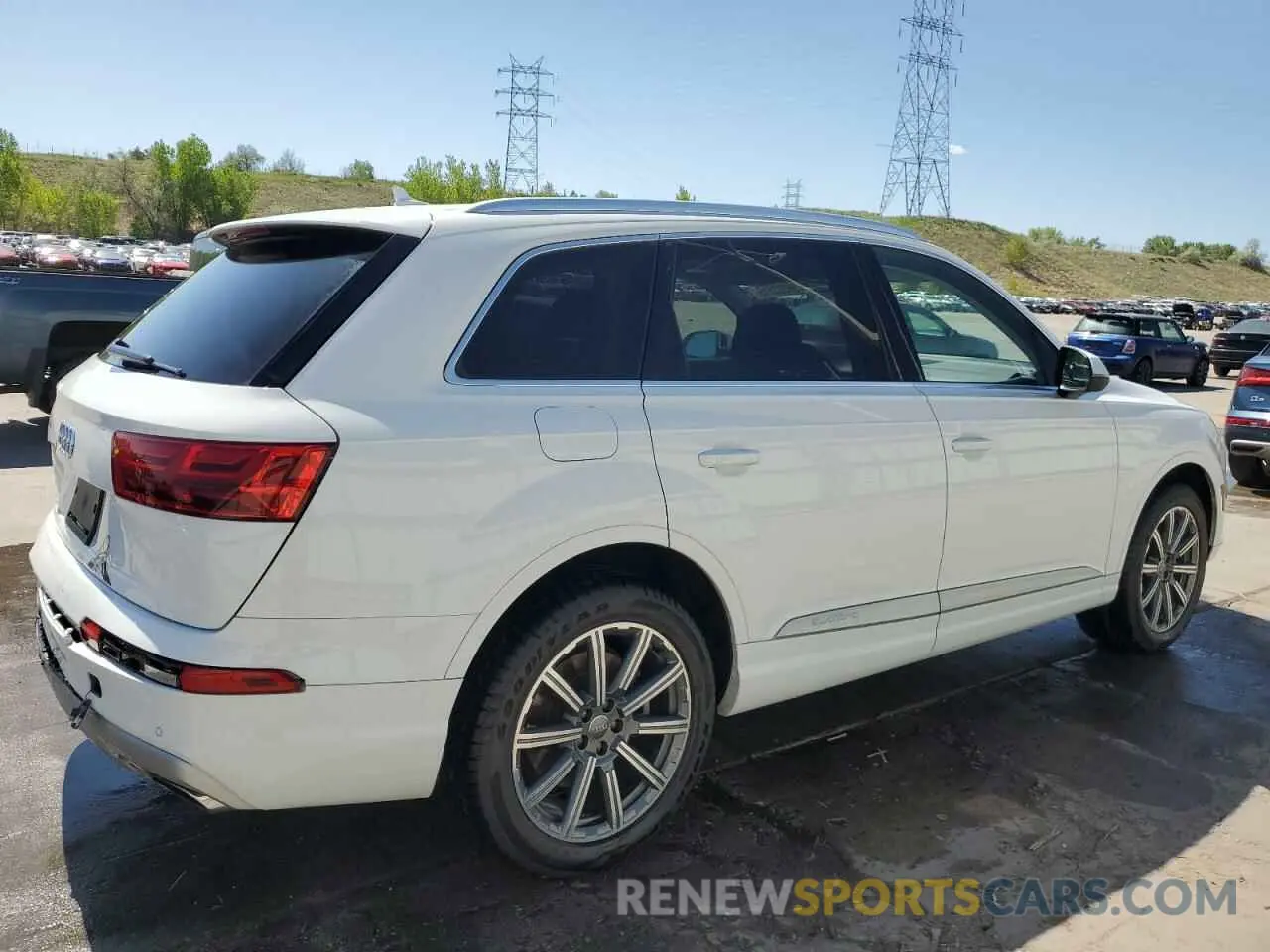 3 Photograph of a damaged car WA1LHAF75KD025255 AUDI Q7 2019