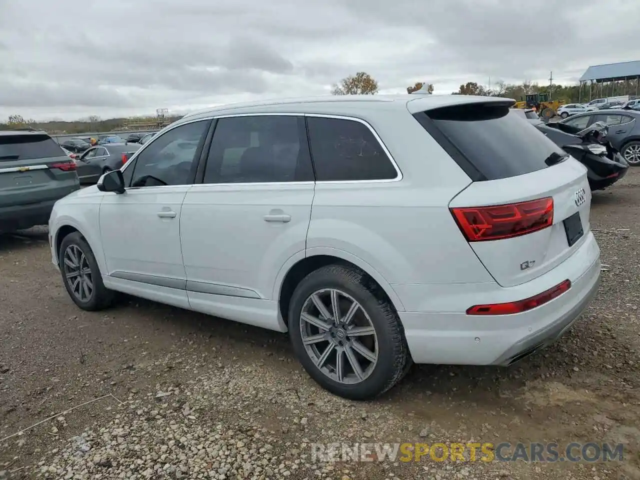 2 Photograph of a damaged car WA1LHAF76KD024017 AUDI Q7 2019