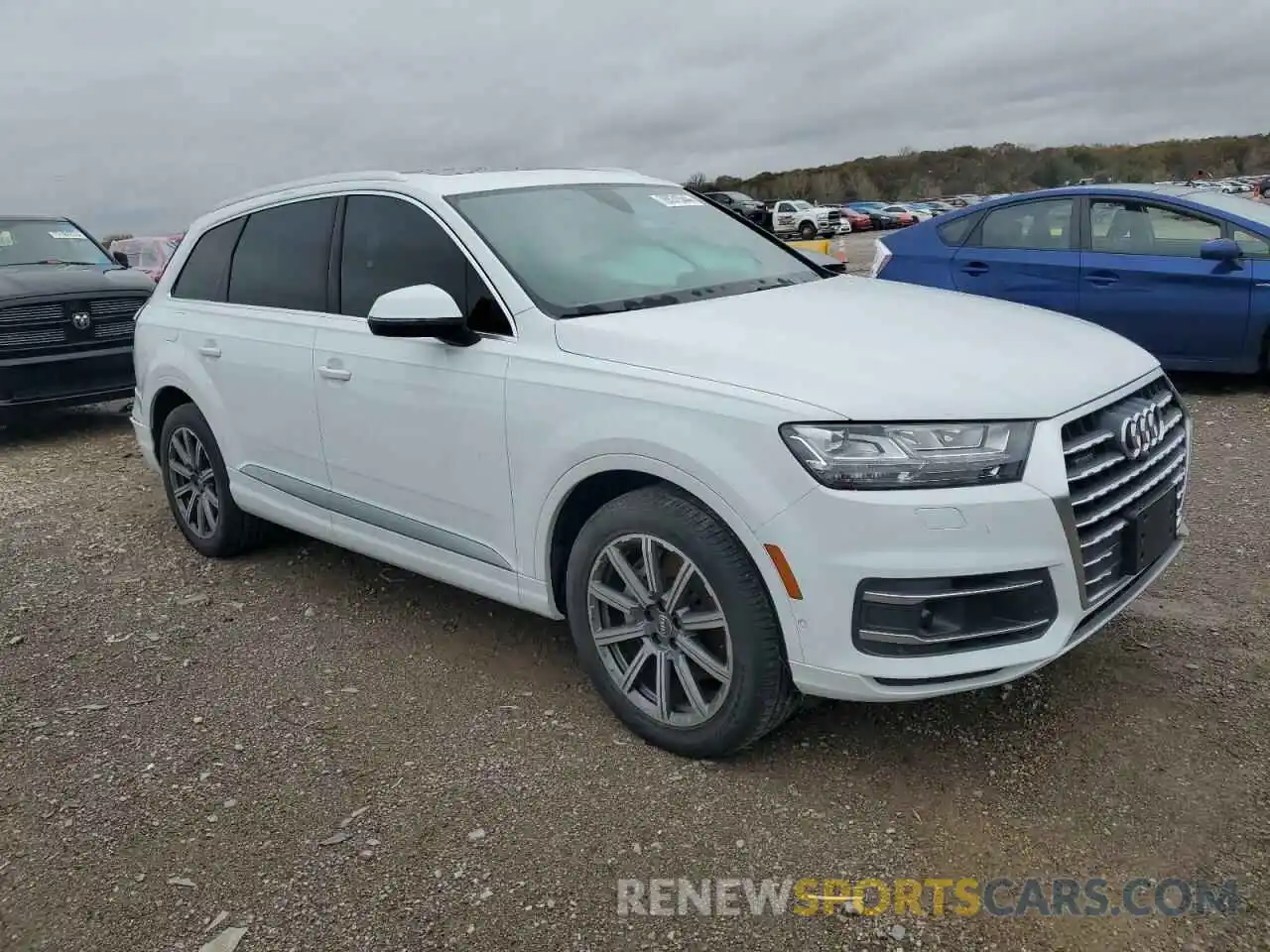 4 Photograph of a damaged car WA1LHAF76KD024017 AUDI Q7 2019