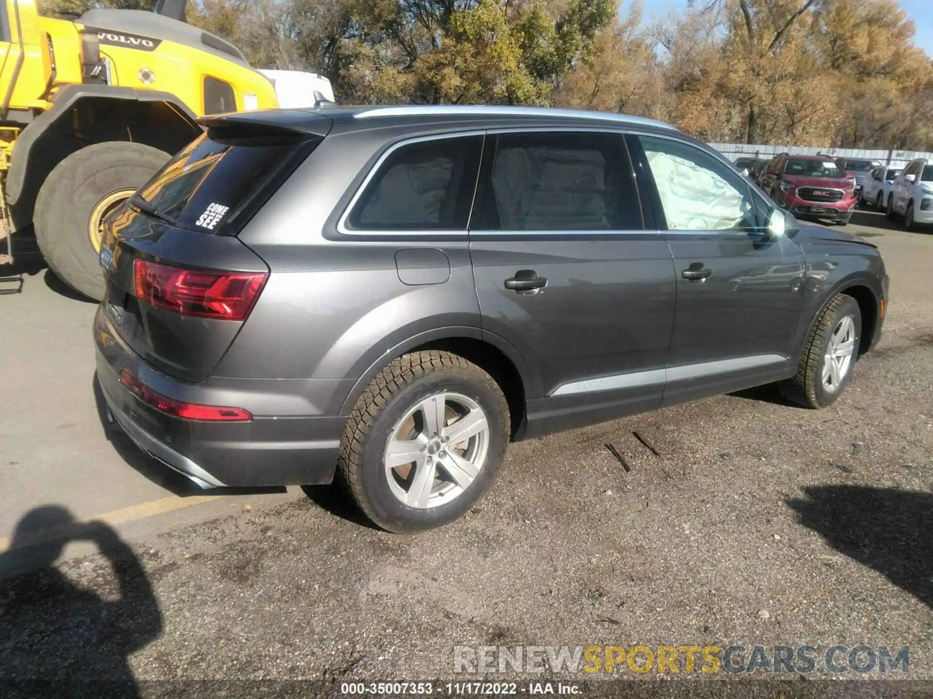 4 Photograph of a damaged car WA1LHAF77KD020087 AUDI Q7 2019