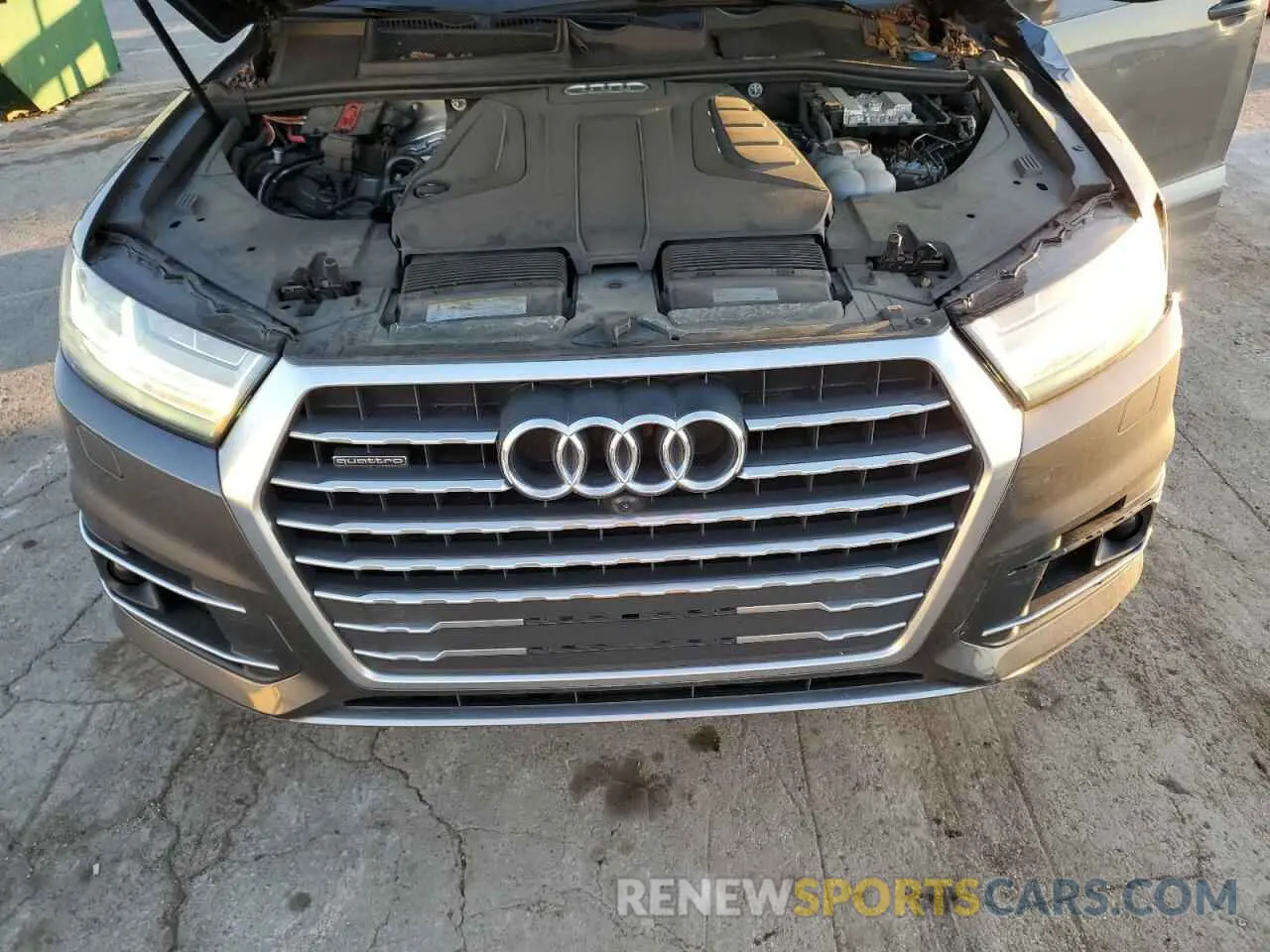 11 Photograph of a damaged car WA1LHAF77KD032921 AUDI Q7 2019
