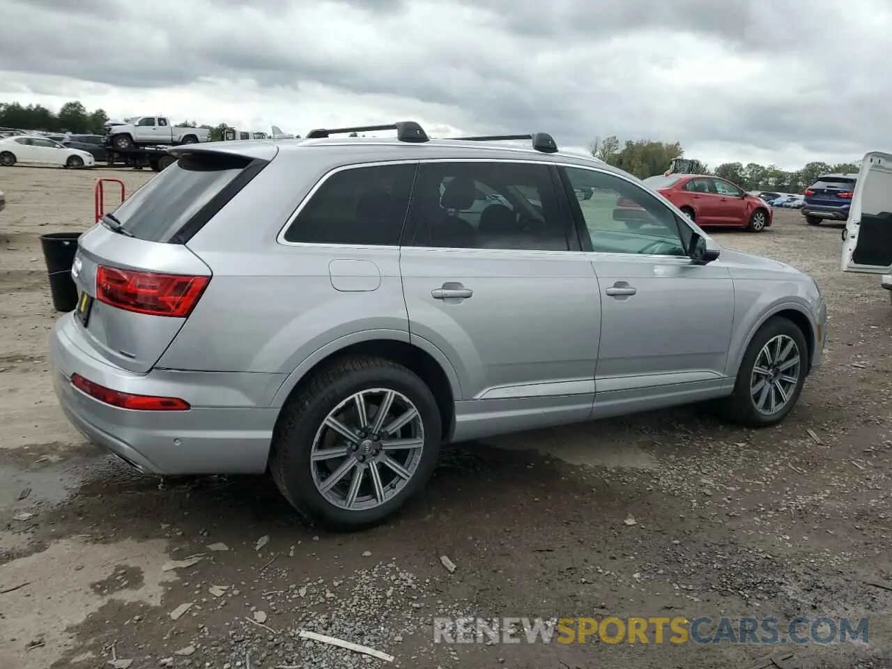 3 Photograph of a damaged car WA1LHAF77KD033308 AUDI Q7 2019