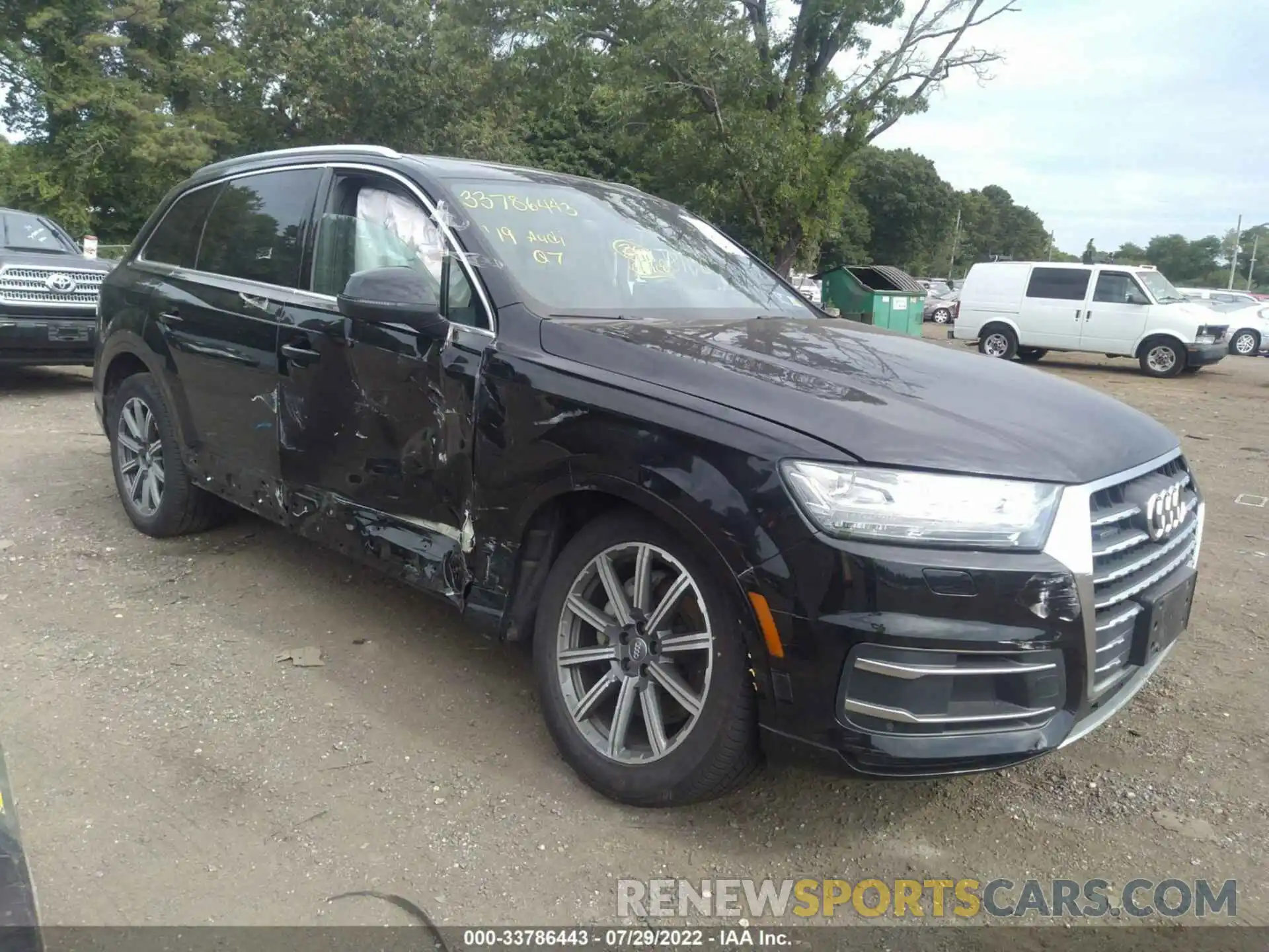 6 Photograph of a damaged car WA1LHAF77KD047810 AUDI Q7 2019