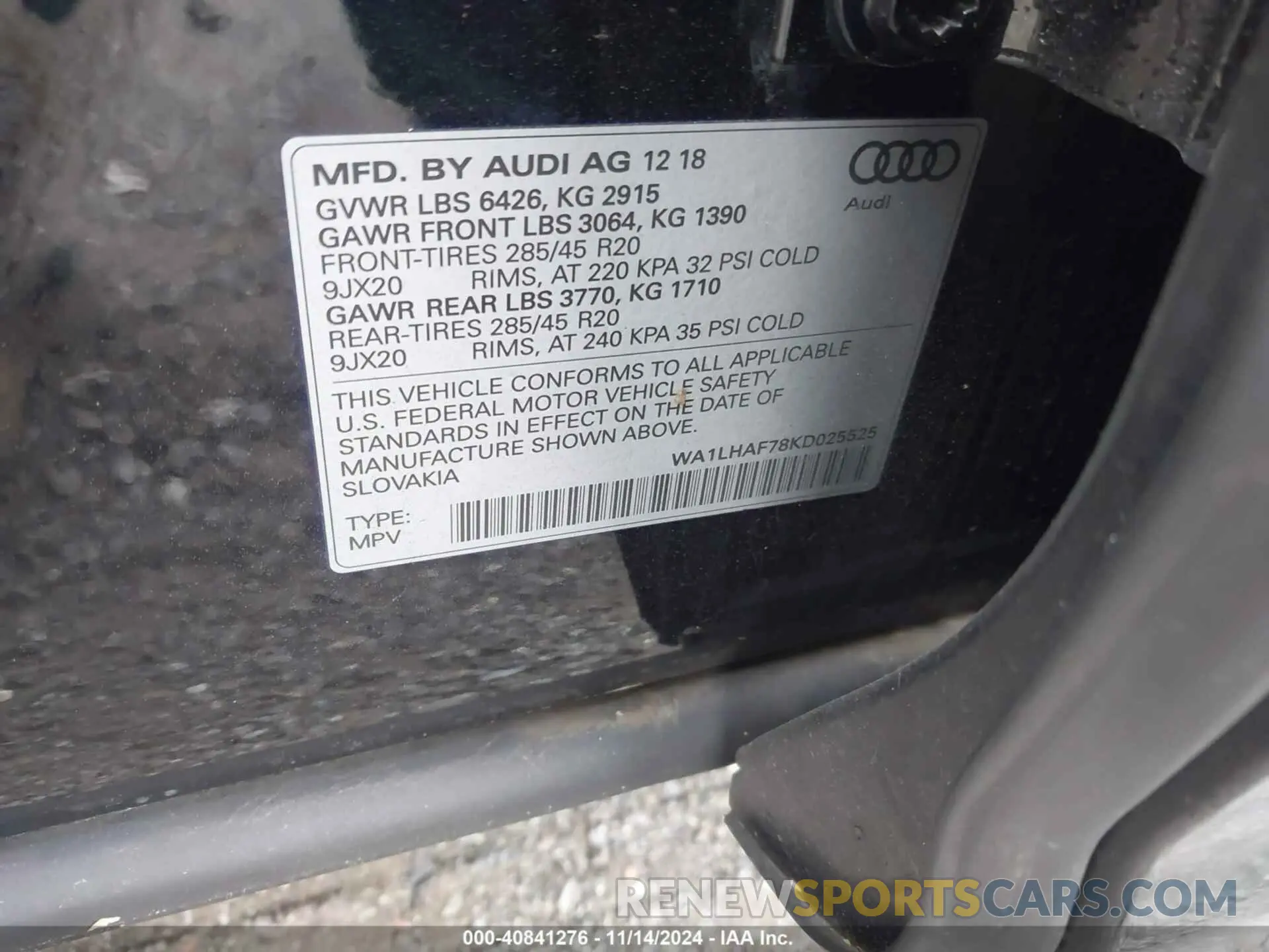 9 Photograph of a damaged car WA1LHAF78KD025525 AUDI Q7 2019