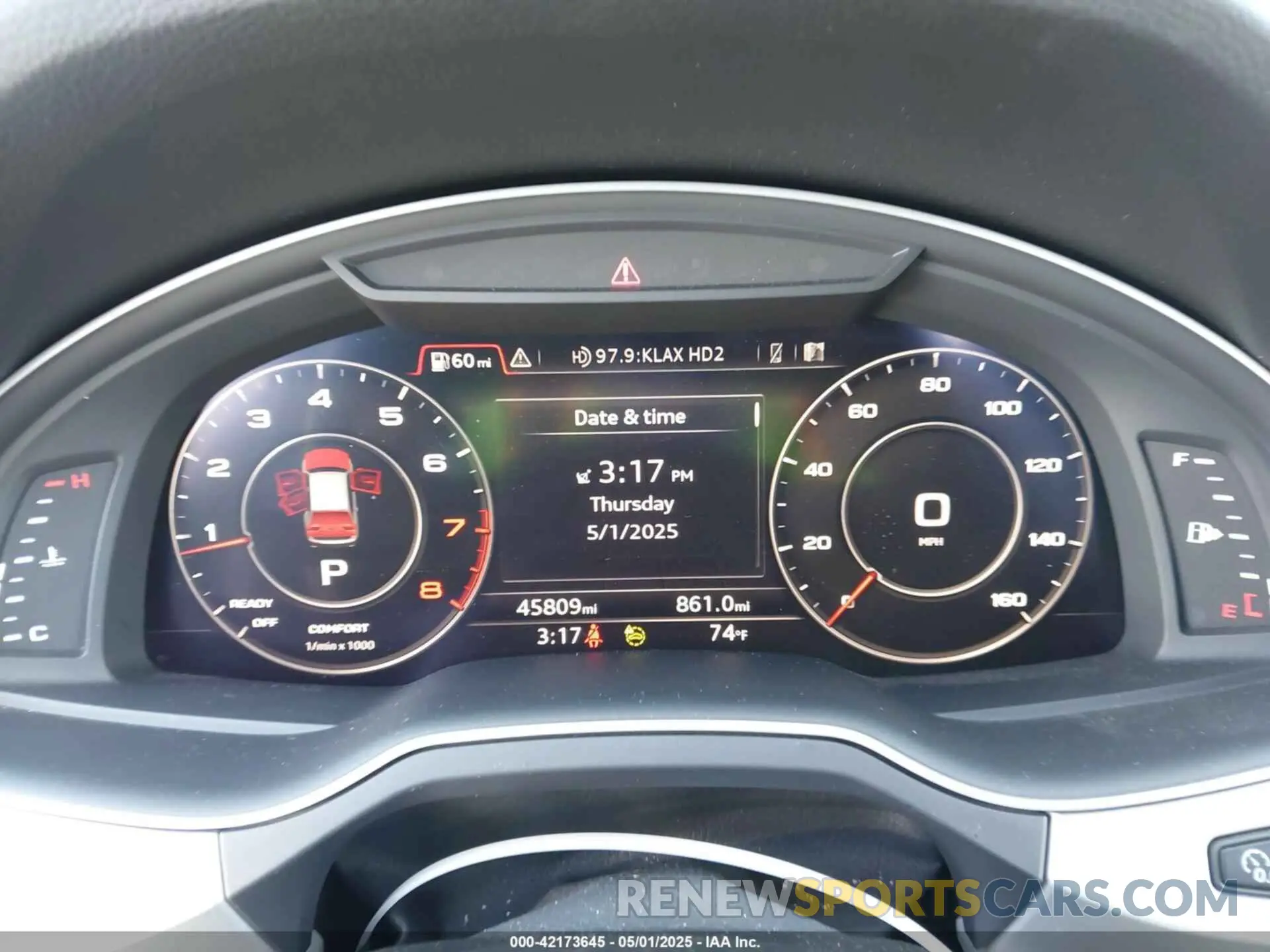 7 Photograph of a damaged car WA1LHAF78KD025573 AUDI Q7 2019