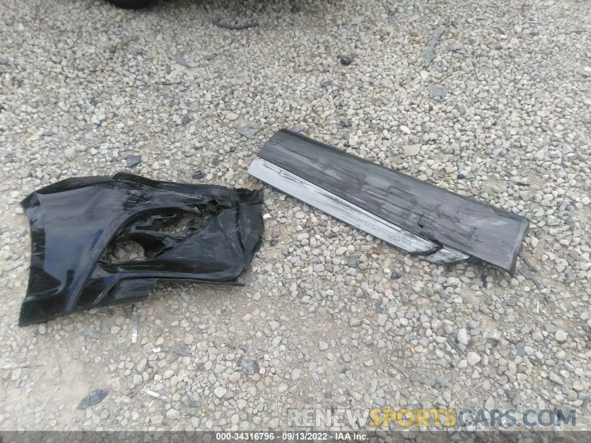 12 Photograph of a damaged car WA1LHAF78KD032345 AUDI Q7 2019