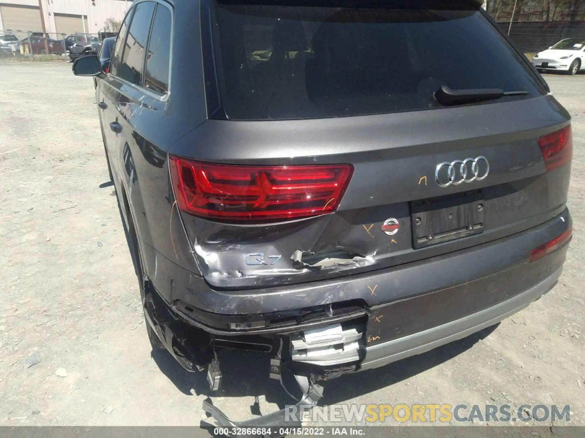 6 Photograph of a damaged car WA1LHAF79KD014534 AUDI Q7 2019