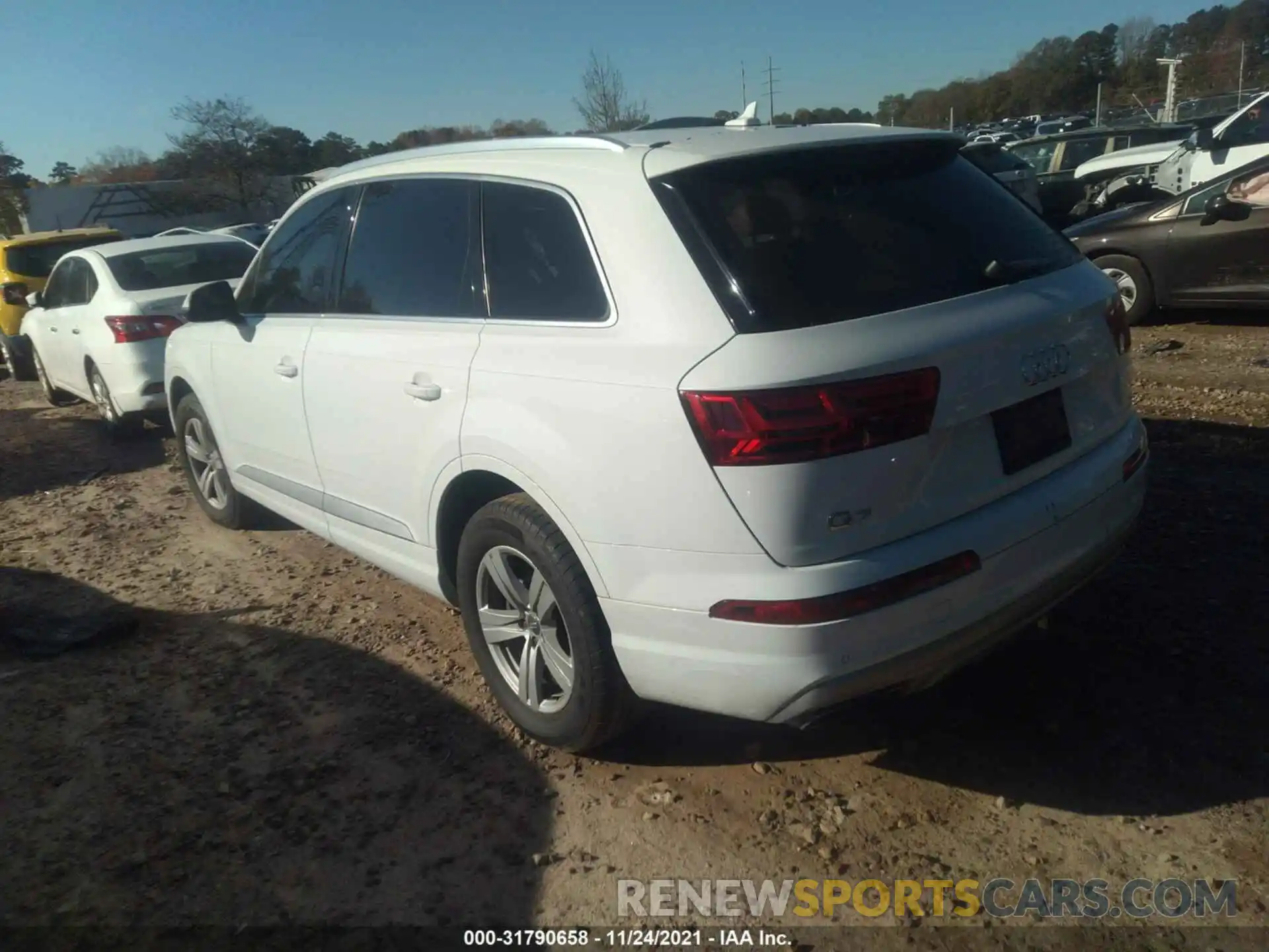 3 Photograph of a damaged car WA1LHAF79KD030863 AUDI Q7 2019