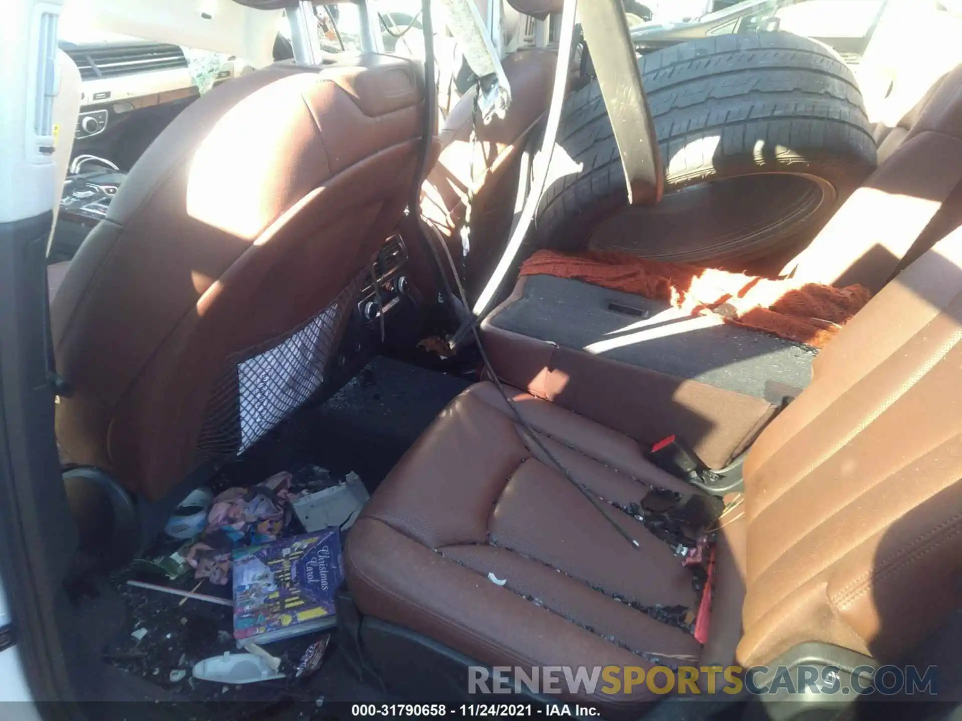 8 Photograph of a damaged car WA1LHAF79KD030863 AUDI Q7 2019