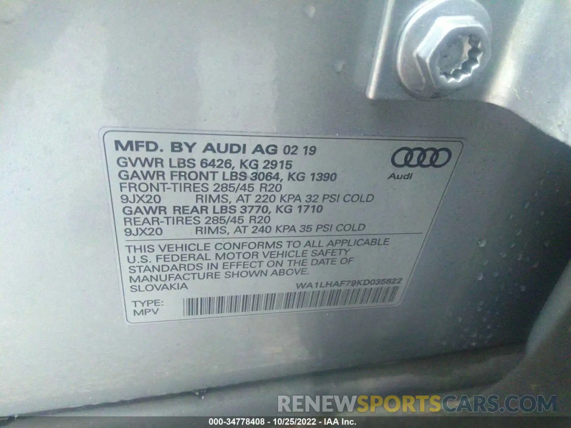 9 Photograph of a damaged car WA1LHAF79KD035822 AUDI Q7 2019