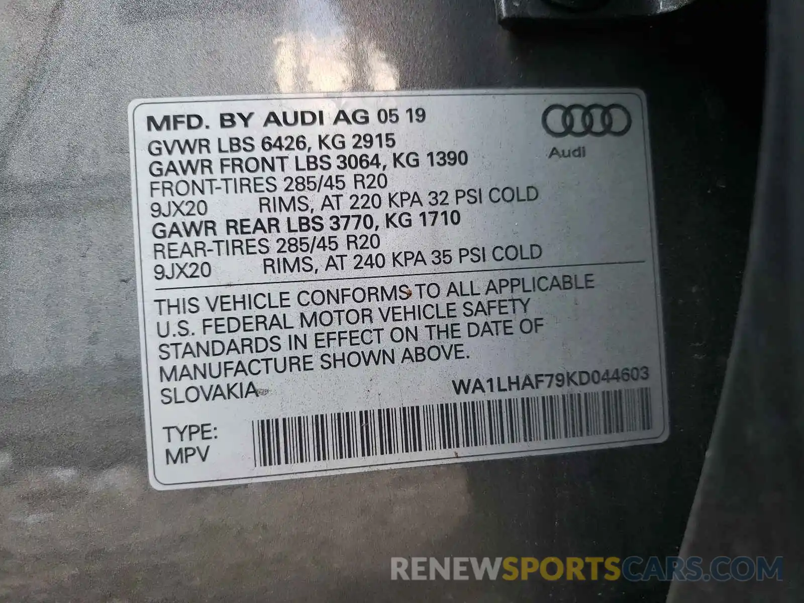 10 Photograph of a damaged car WA1LHAF79KD044603 AUDI Q7 2019