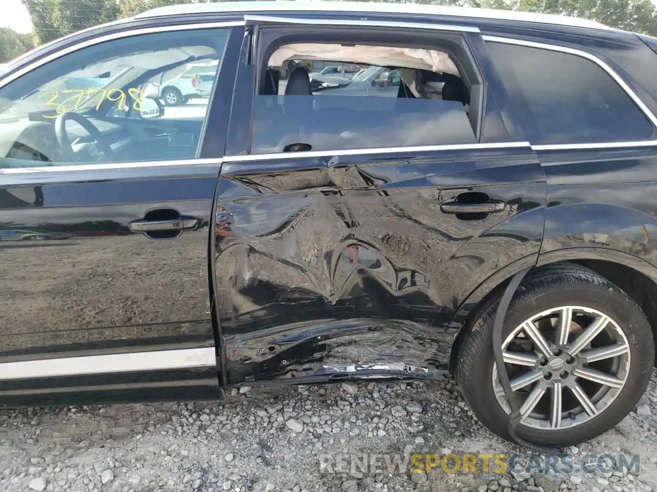 9 Photograph of a damaged car WA1LHAF79KD047033 AUDI Q7 2019