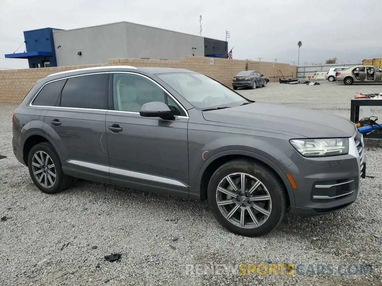 4 Photograph of a damaged car WA1LHAF7XKD016938 AUDI Q7 2019