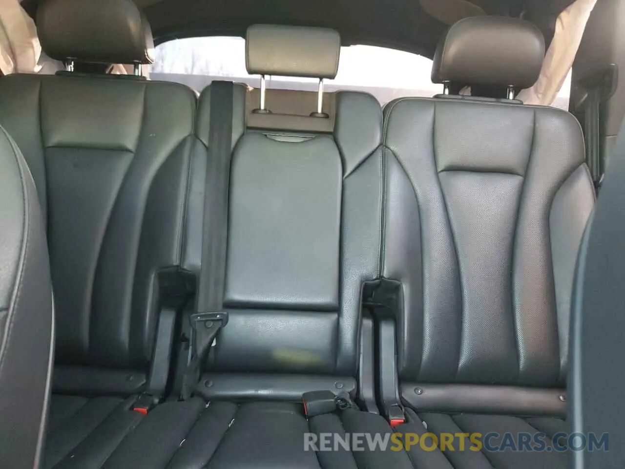 10 Photograph of a damaged car WA1LHAF7XKD024277 AUDI Q7 2019