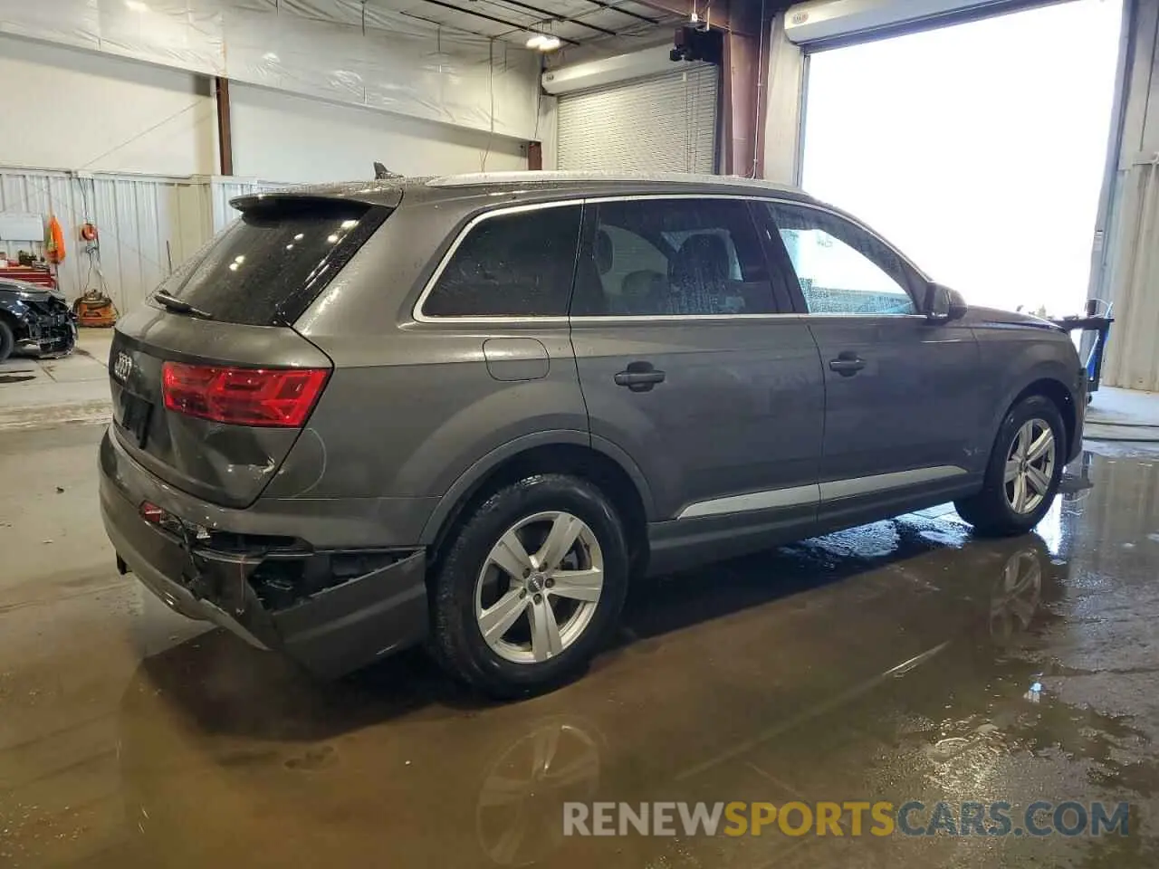 3 Photograph of a damaged car WA1LHAF7XKD026496 AUDI Q7 2019