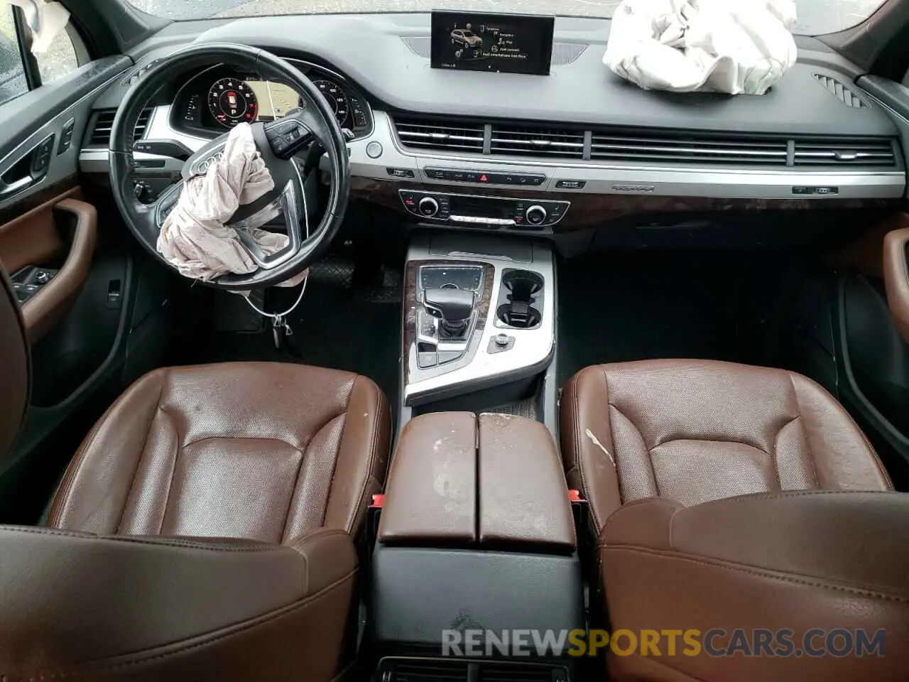 8 Photograph of a damaged car WA1LHAF7XKD028703 AUDI Q7 2019