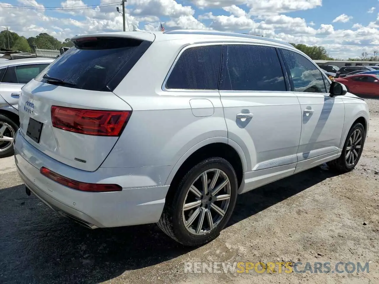 3 Photograph of a damaged car WA1LHAF7XKD034324 AUDI Q7 2019