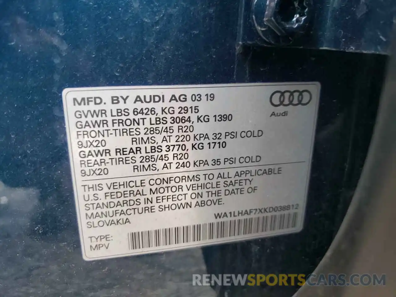 10 Photograph of a damaged car WA1LHAF7XKD038812 AUDI Q7 2019