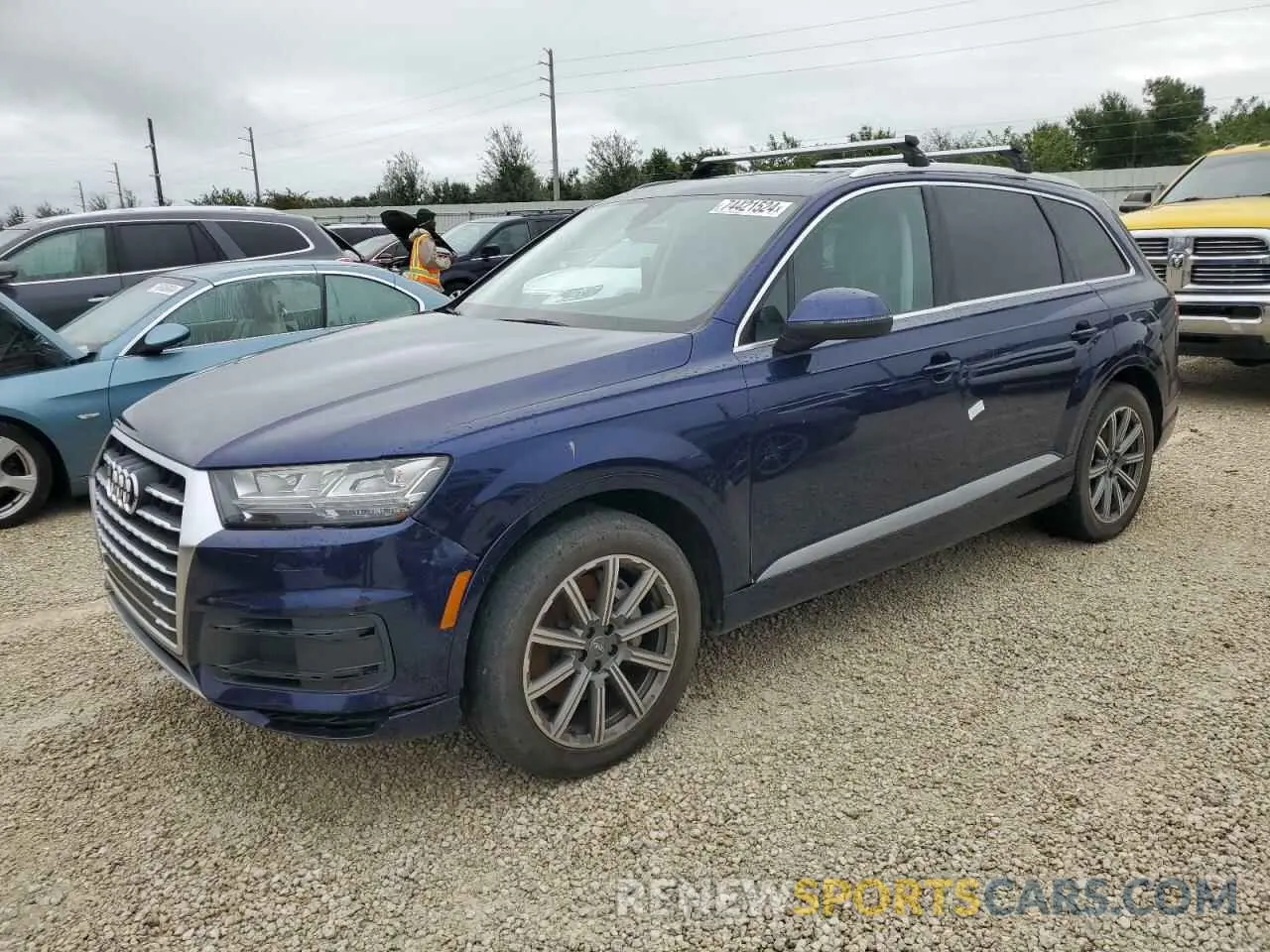 1 Photograph of a damaged car WA1LHAF7XKD049051 AUDI Q7 2019